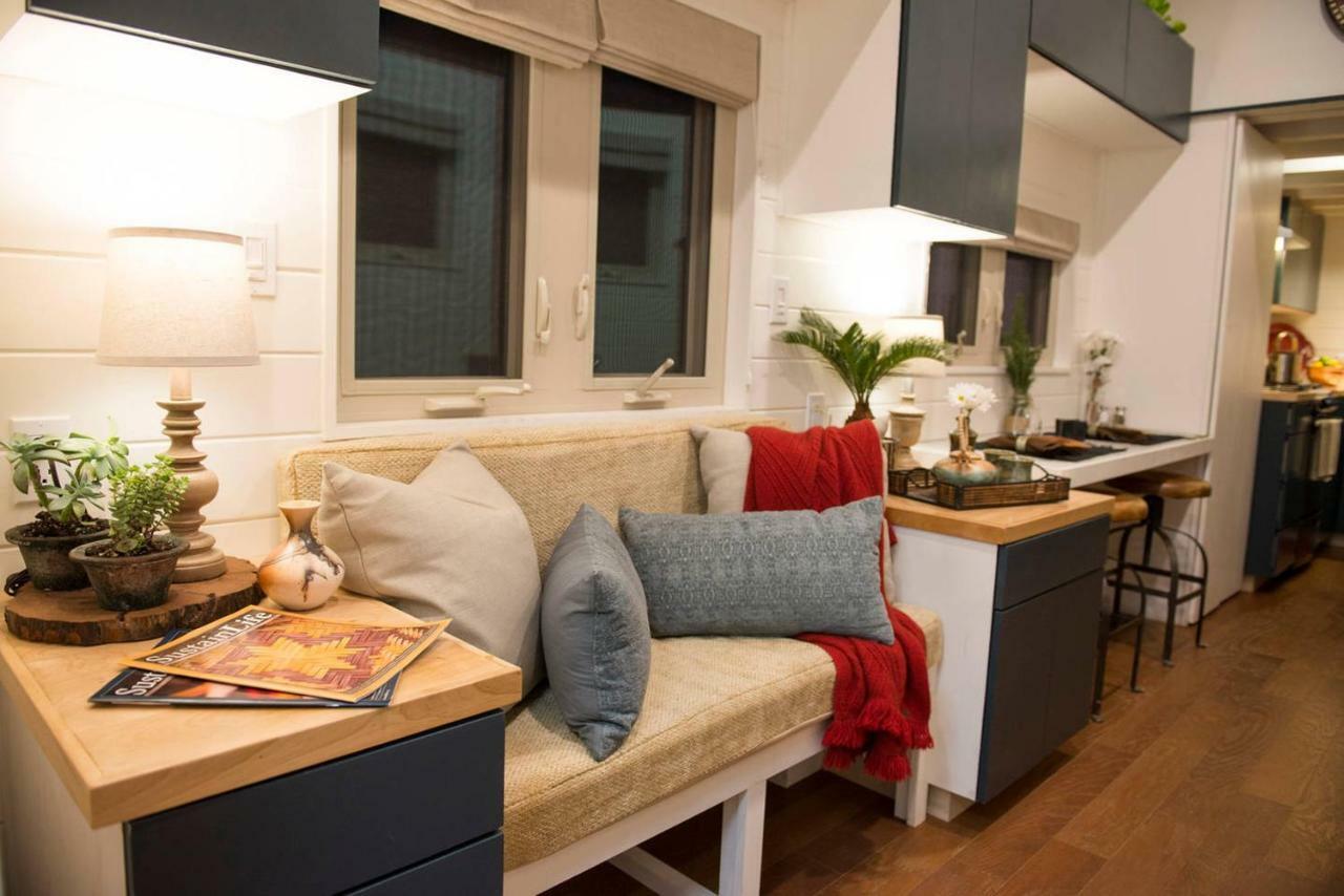 Villa Elegant Tiny House in WacoâNear Magnolia Extérieur photo