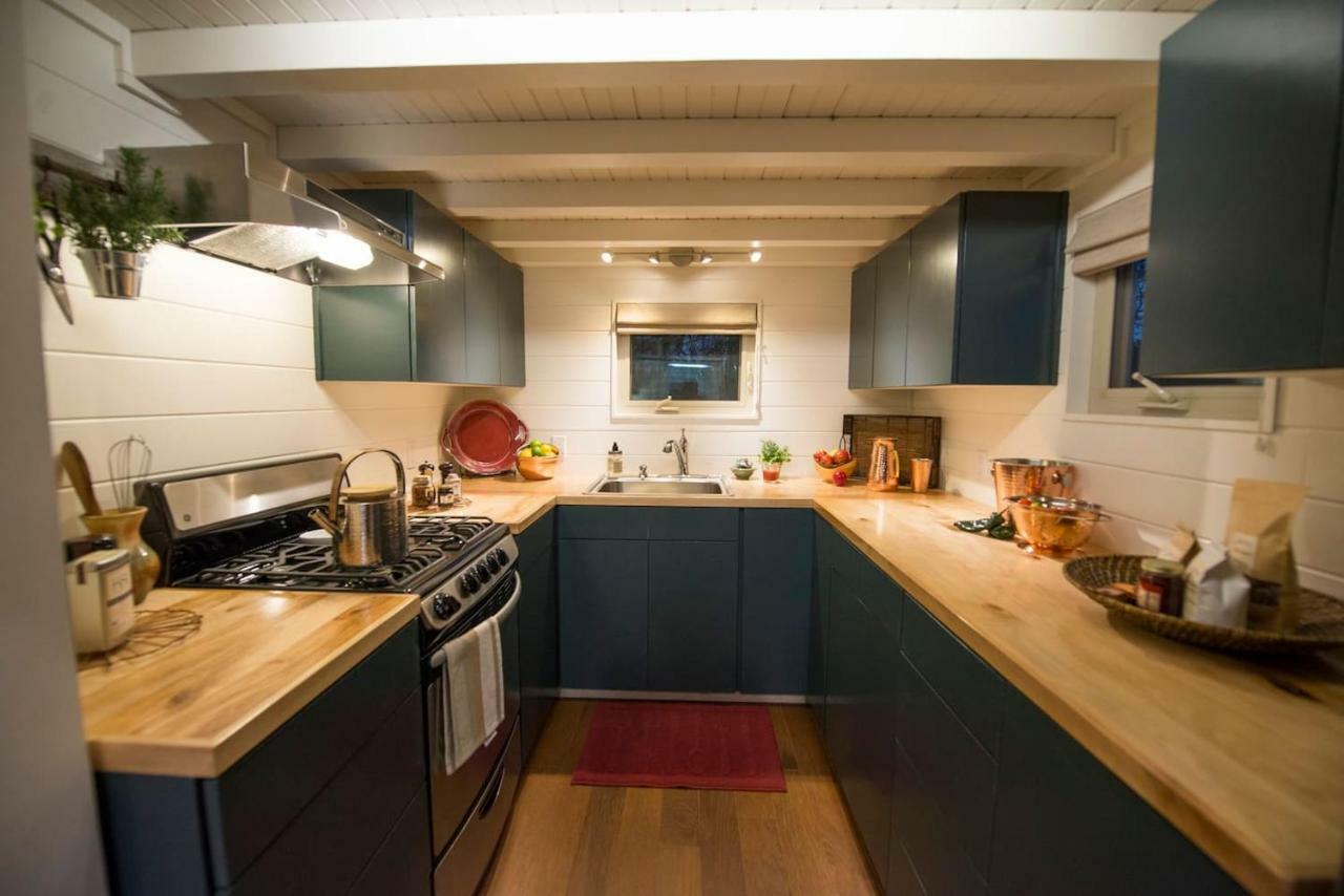 Villa Elegant Tiny House in WacoâNear Magnolia Extérieur photo